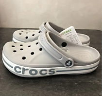 Crocs и сандали